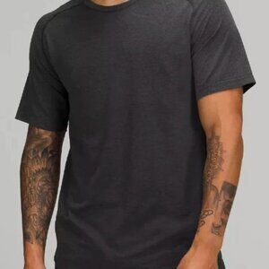 Lululemon Metal Vent Tech Short Sleeve  Men's L